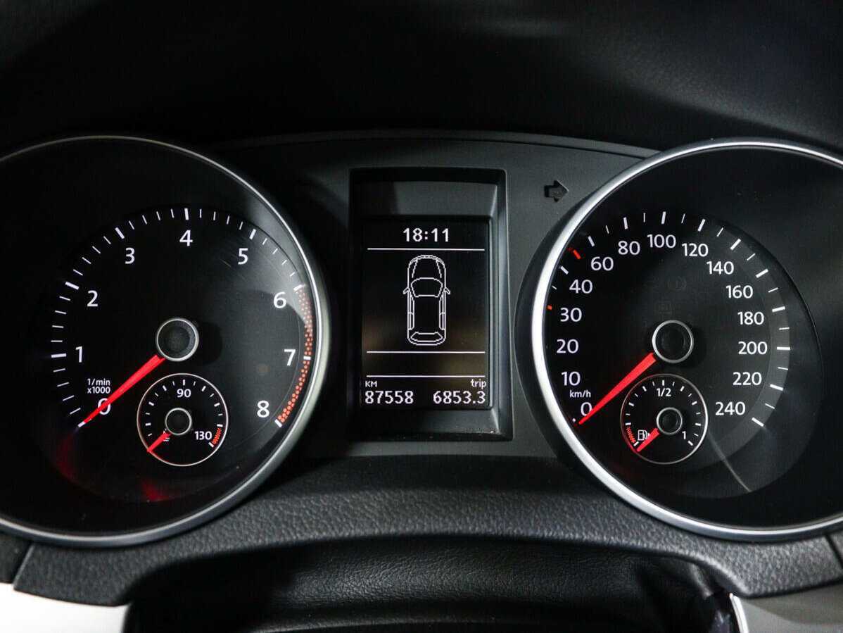 Volkswagen Golf 2012 года с пробегом. Фото: #9