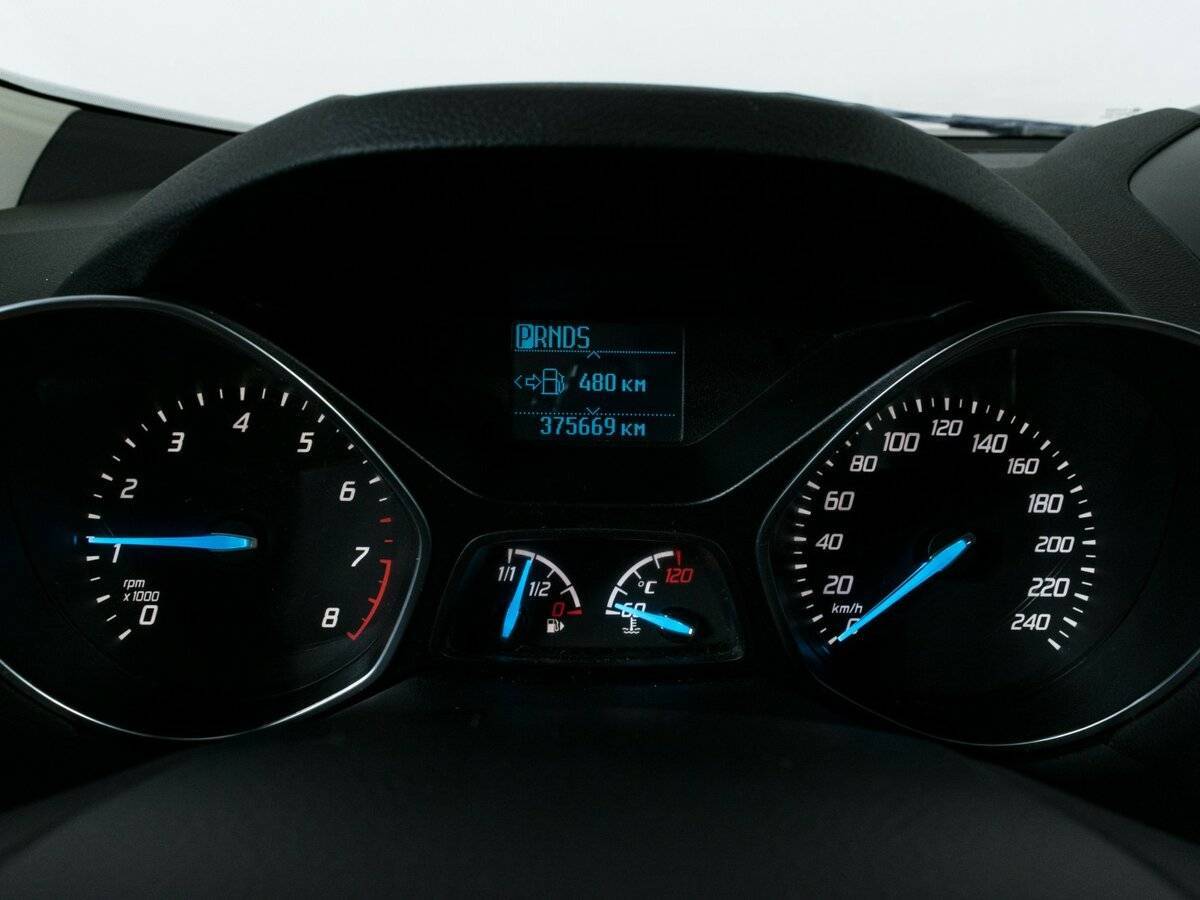 Ford Kuga 2014 года с пробегом. Фото: #9