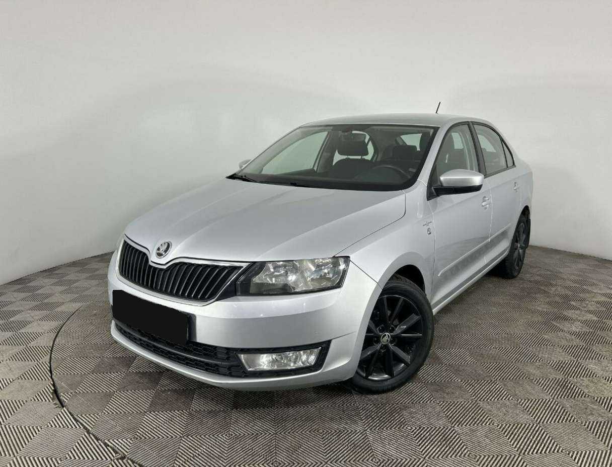 Skoda Rapid 2016 года с пробегом. Посмотреть фото