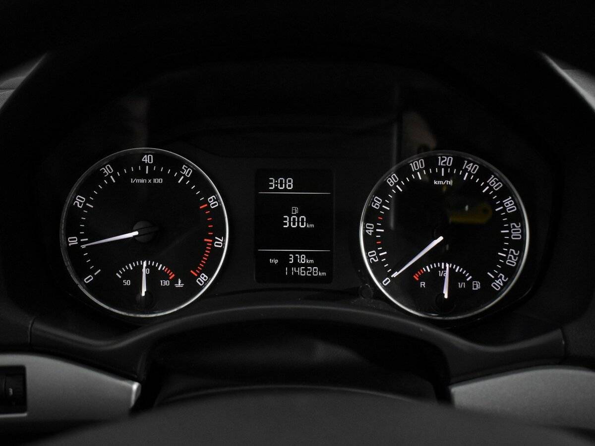 Skoda Octavia 2013 года с пробегом. Фото: #16