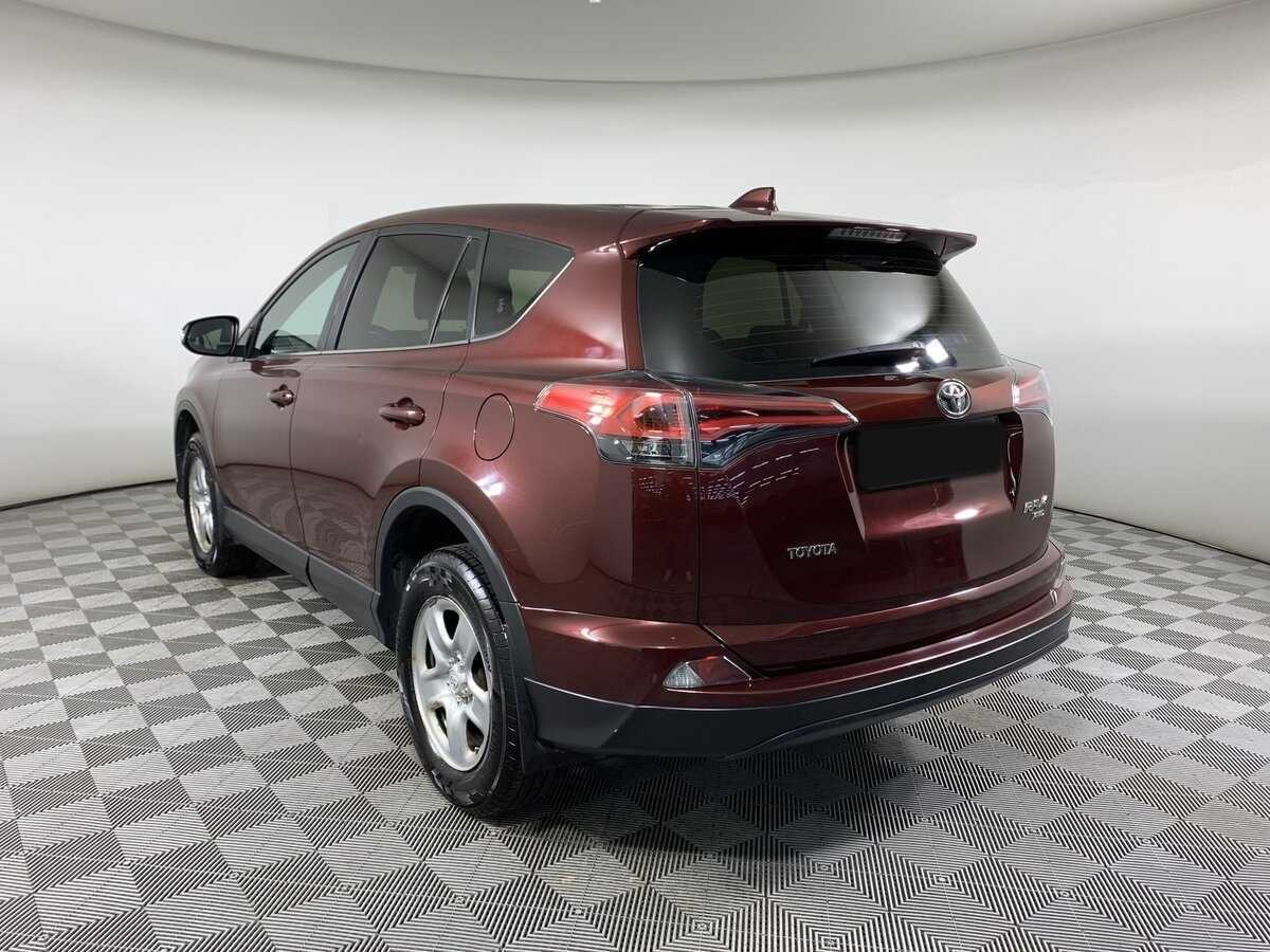 Toyota RAV4 2018 года с пробегом. Фото: #6