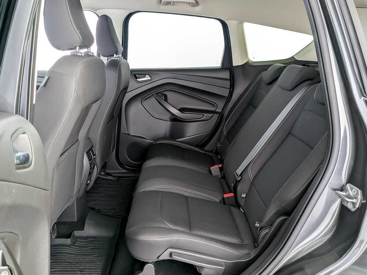 Ford Kuga 2018 года с пробегом. Фото: #9