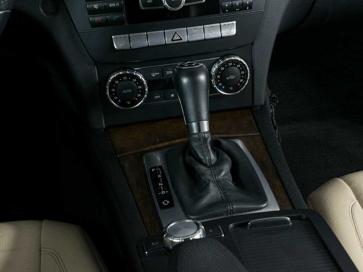 Mercedes-Benz C-Класс 2012 года с пробегом. Фото: #13