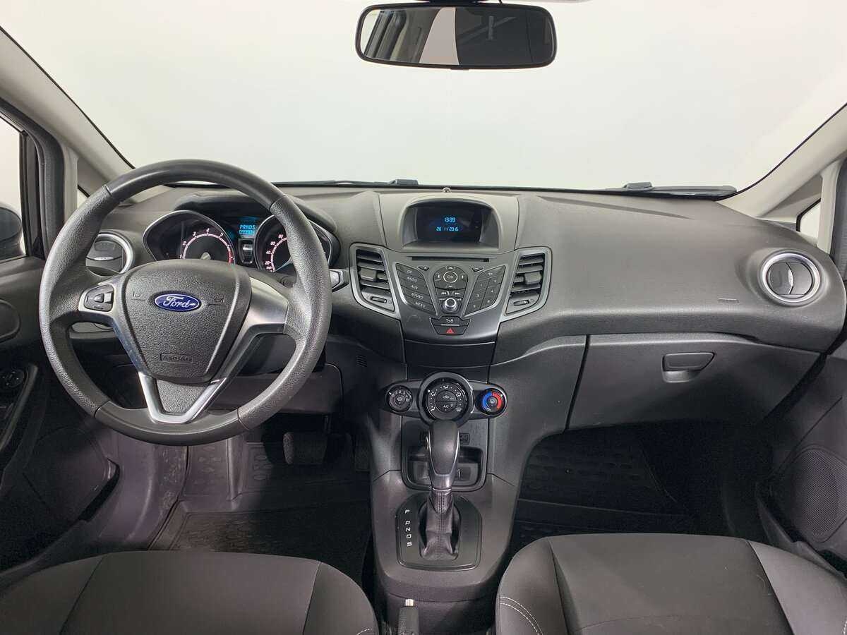 Ford Fiesta 2016 года с пробегом. Фото: #12