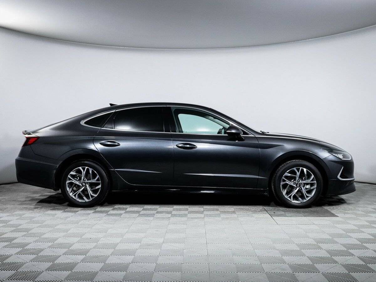 Hyundai Sonata 2022 года с пробегом. Фото: #3