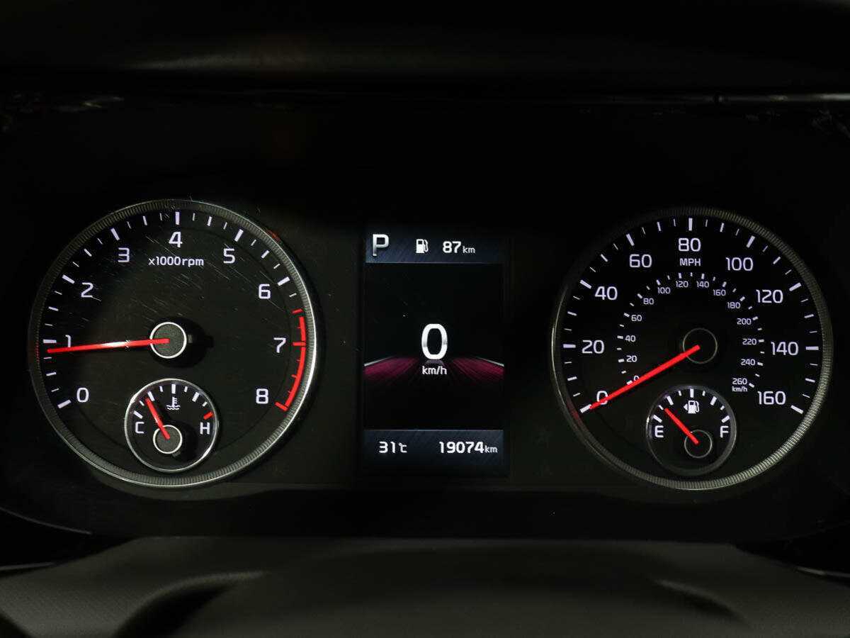 Kia K5 2022 года с пробегом. Фото: #11