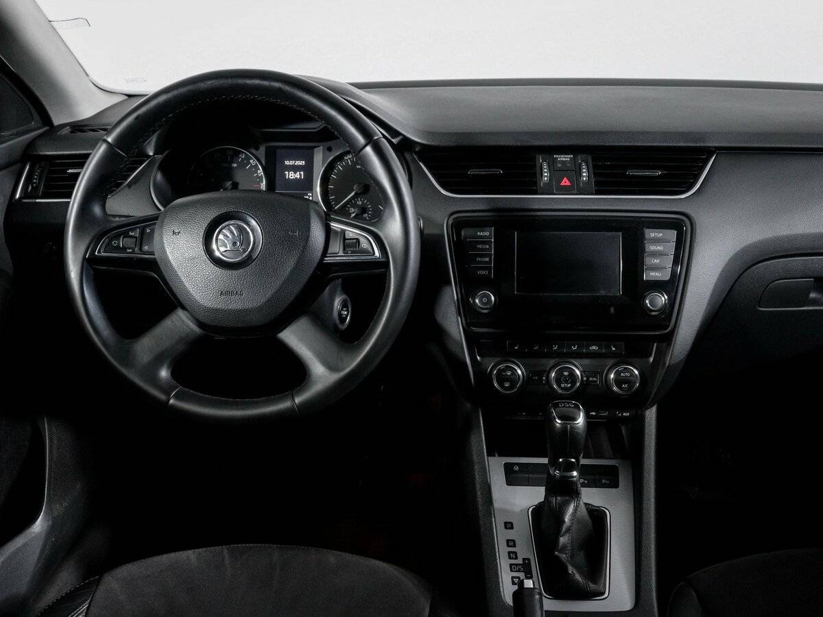 Skoda Octavia 2015 года с пробегом. Фото: #11