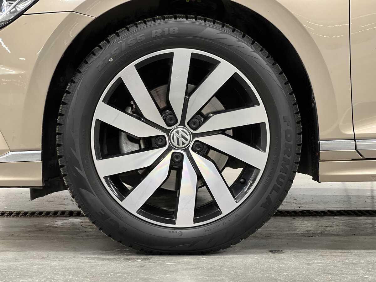 Volkswagen Passat 2016 года с пробегом. Фото: #17