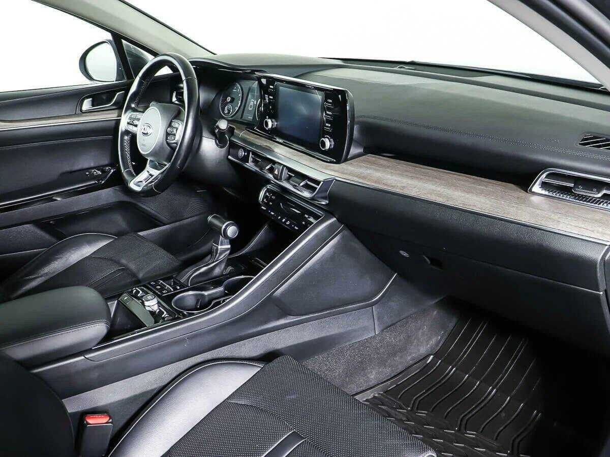 Kia K5 2020 года с пробегом. Фото: #8