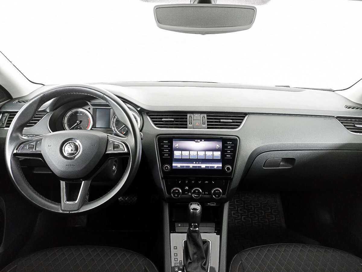 Skoda Octavia 2018 года с пробегом. Фото: #11