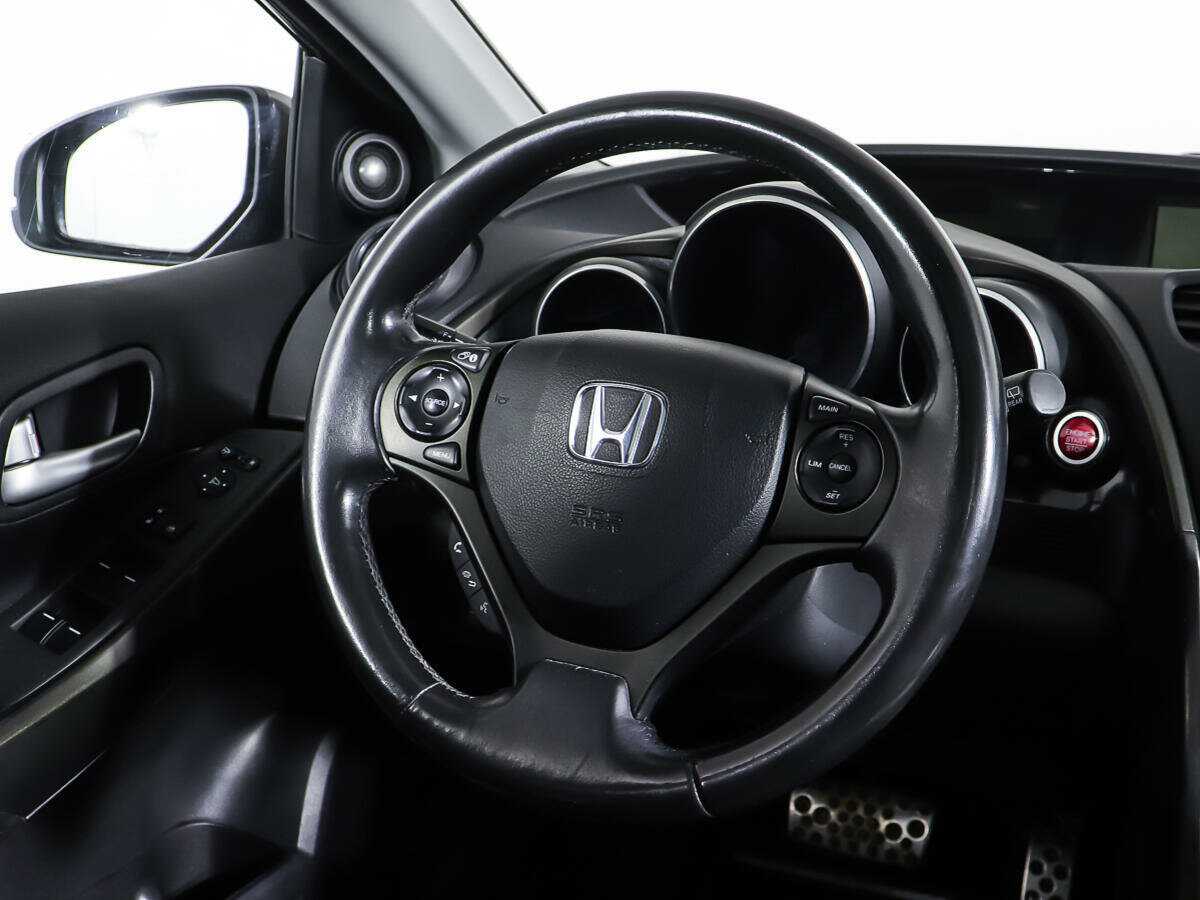 Honda Civic 2013 года с пробегом. Фото: #14