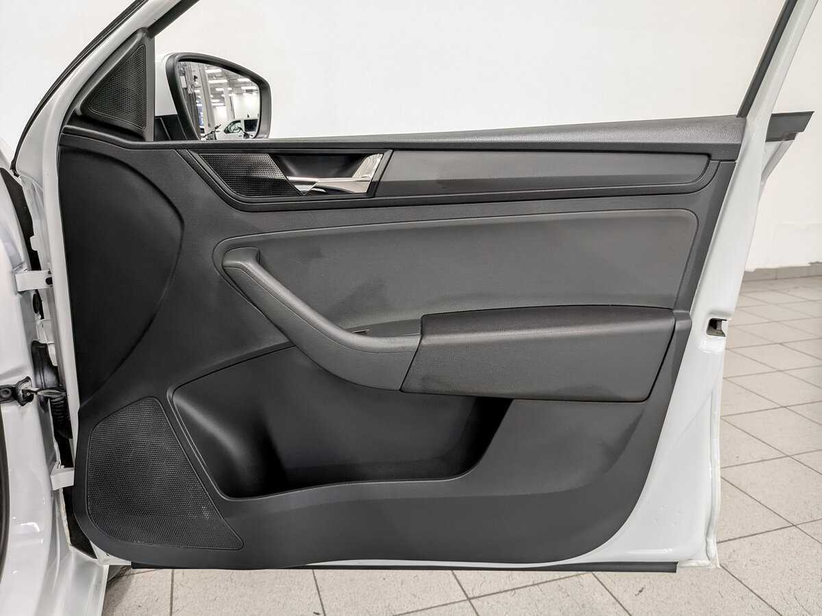 Skoda Rapid 2017 года с пробегом. Фото: #22