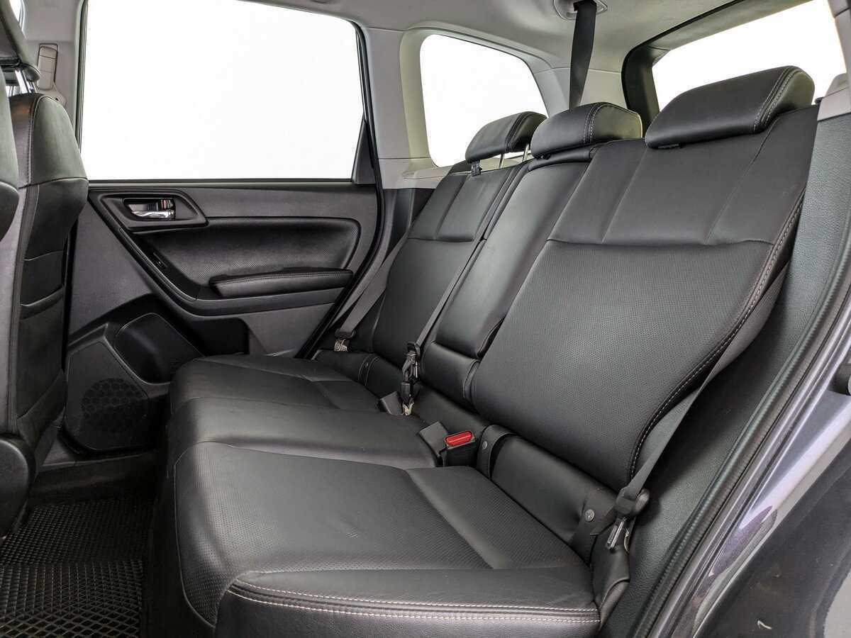 Subaru Forester 2015 года с пробегом. Фото: #9