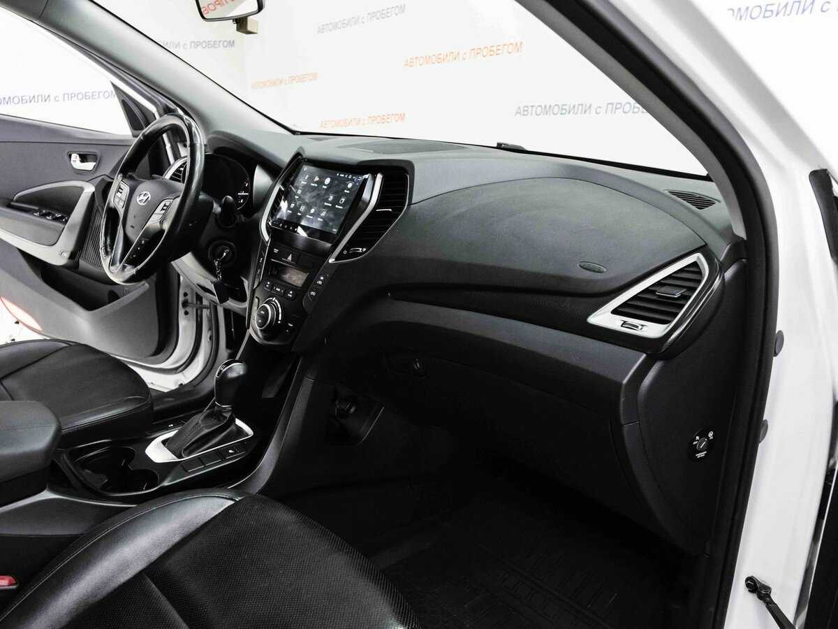 Hyundai Santa Fe 2018 года с пробегом. Фото: #18