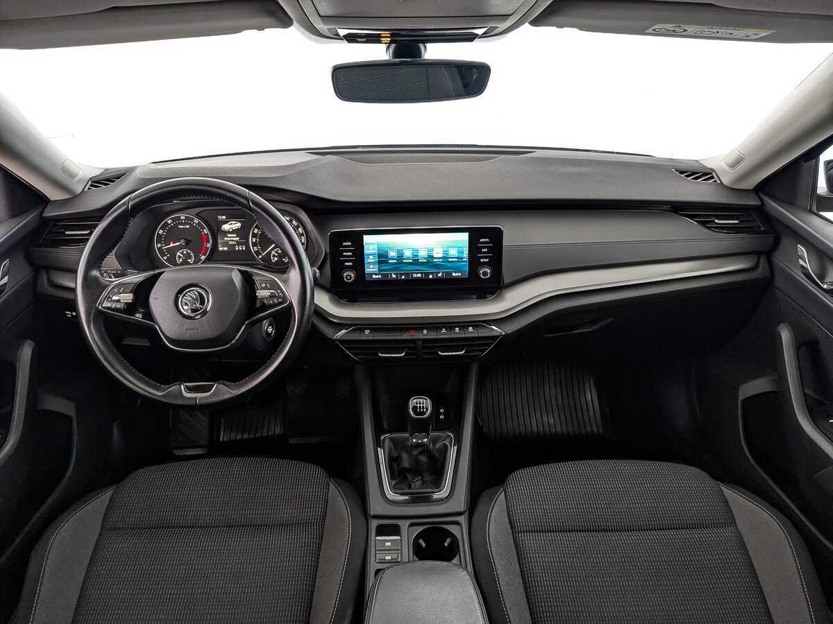 Skoda Octavia 2021 года с пробегом. Фото: #9