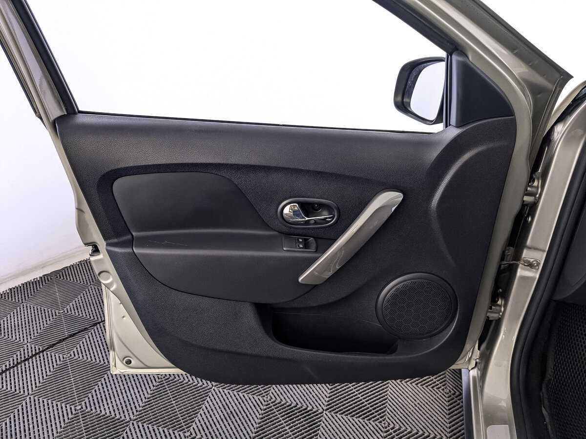 Renault Logan 2020 года с пробегом. Фото: #14