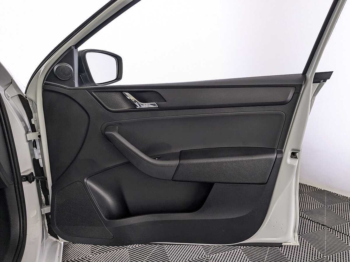 Skoda Rapid 2017 года с пробегом. Фото: #24