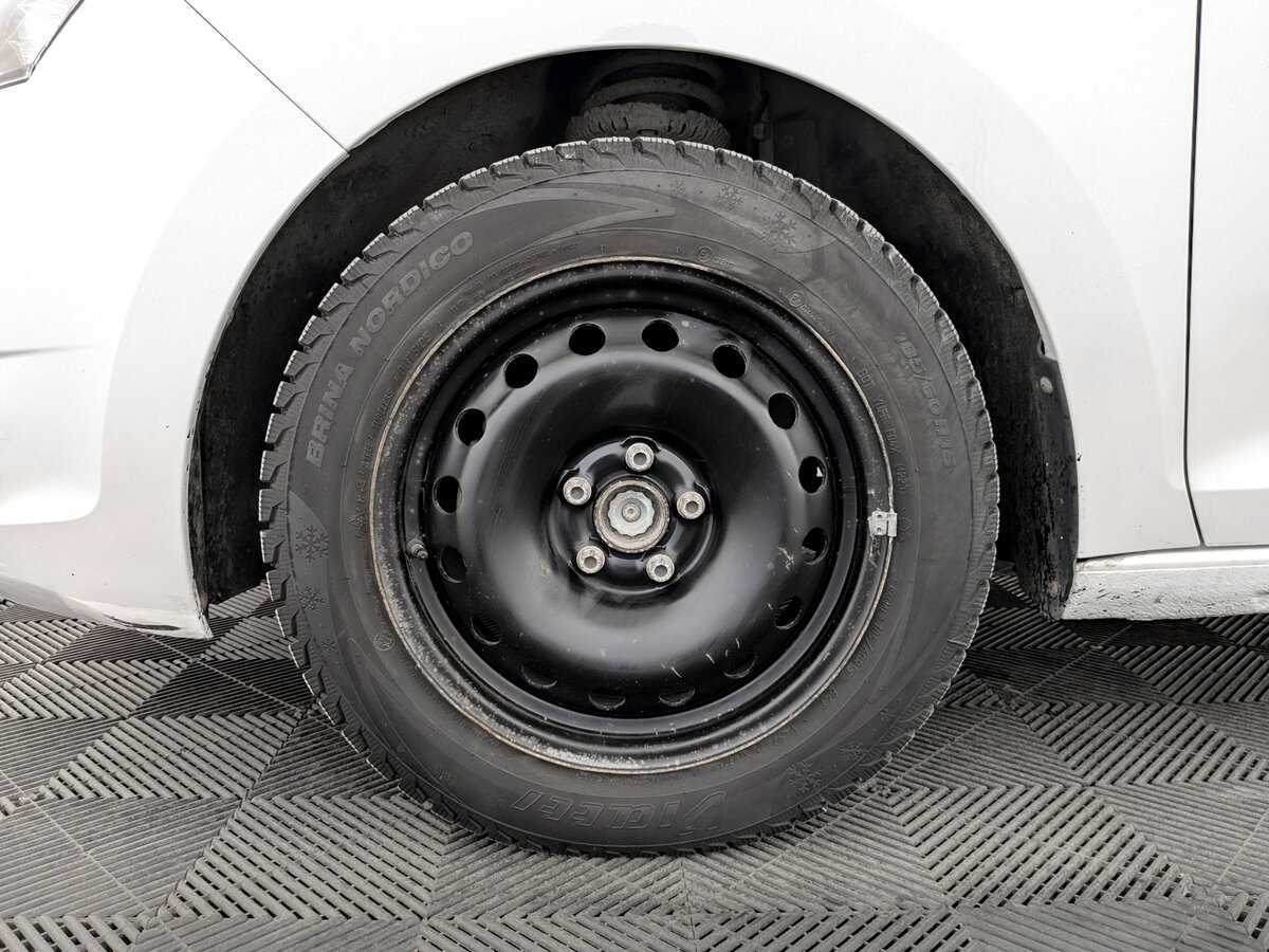 Skoda Rapid 2017 года с пробегом. Фото: #17