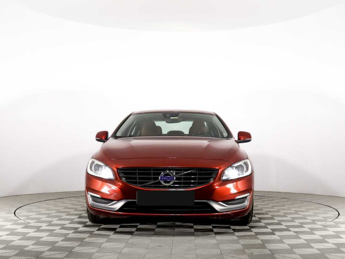 Volvo S60 2014 года с пробегом. Фото: #1