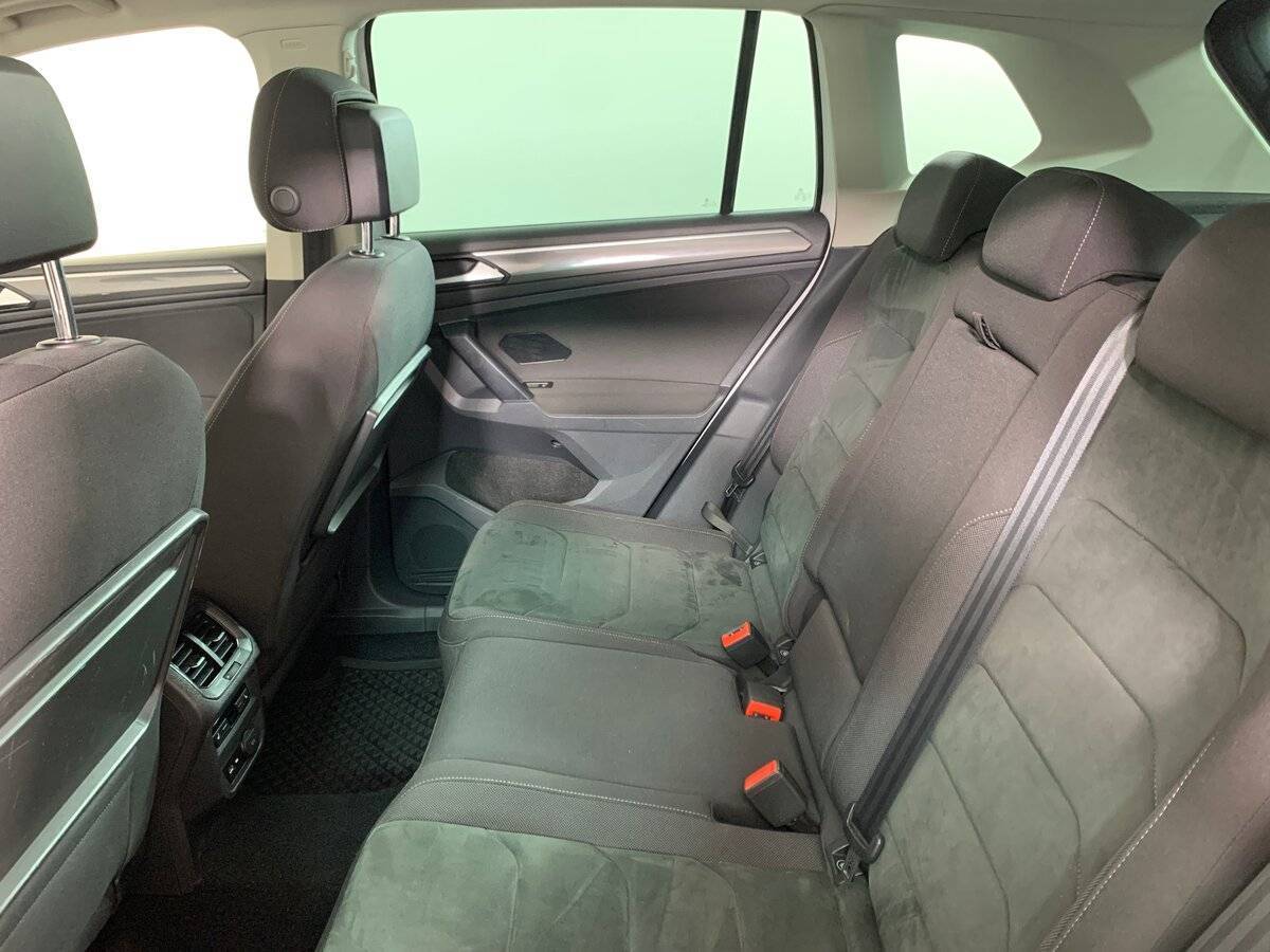 Volkswagen Tiguan 2019 года с пробегом. Фото: #18