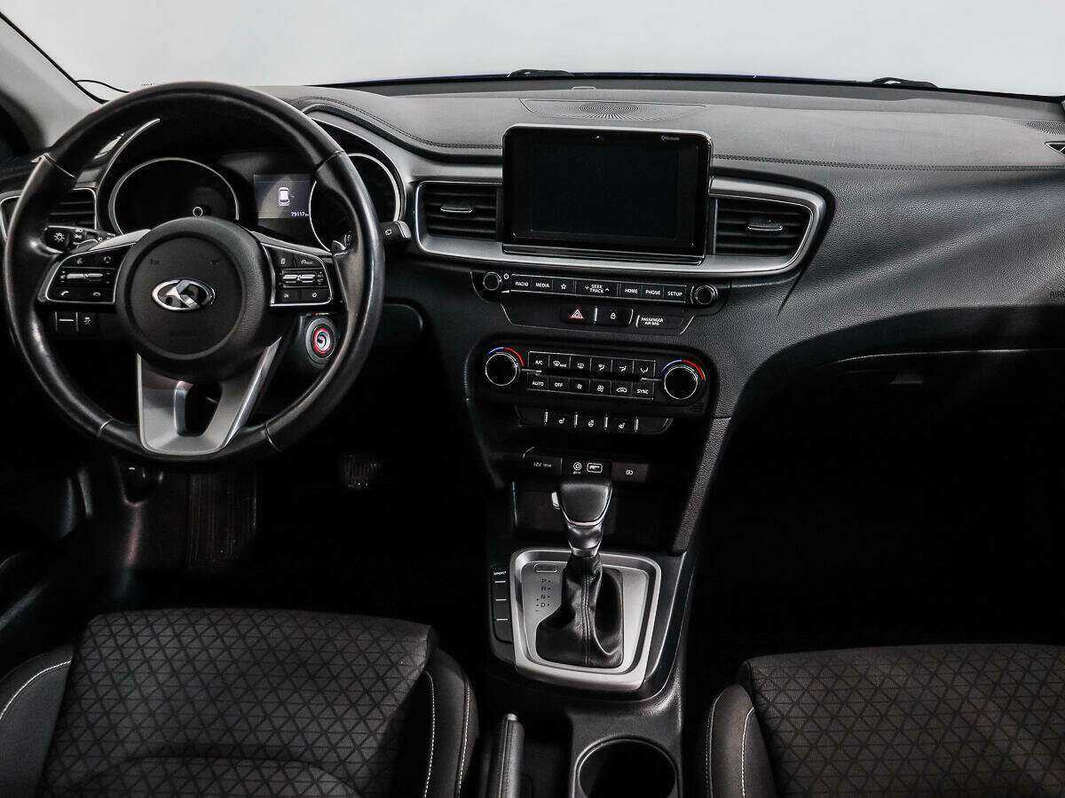 Kia Ceed 2018 года с пробегом. Фото: #11
