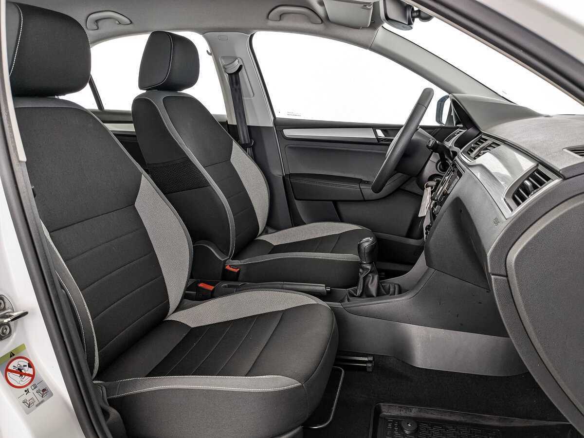 Skoda Rapid 2019 года с пробегом. Фото: #16