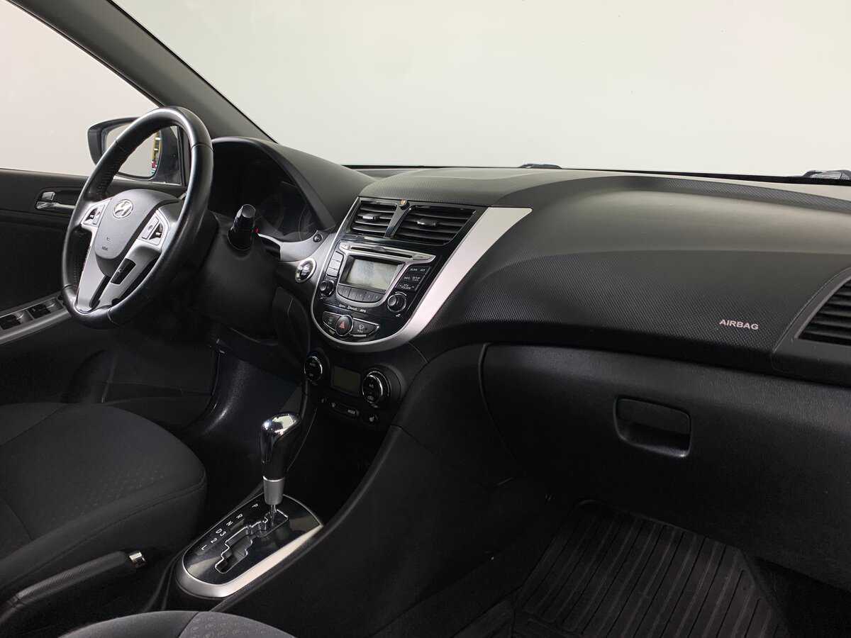 Hyundai Solaris 2012 года с пробегом. Фото: #13