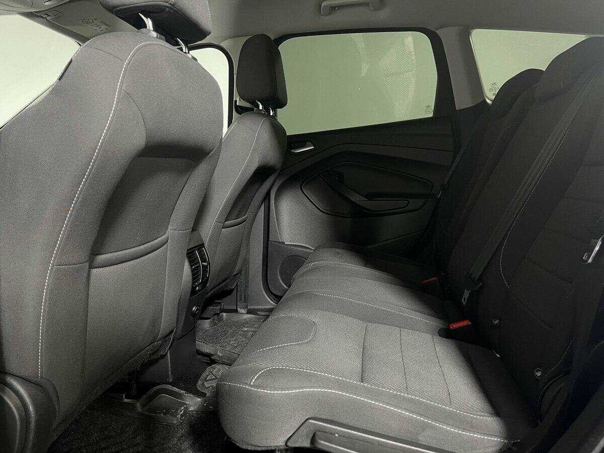 Ford Kuga 2016 года с пробегом. Фото: #9