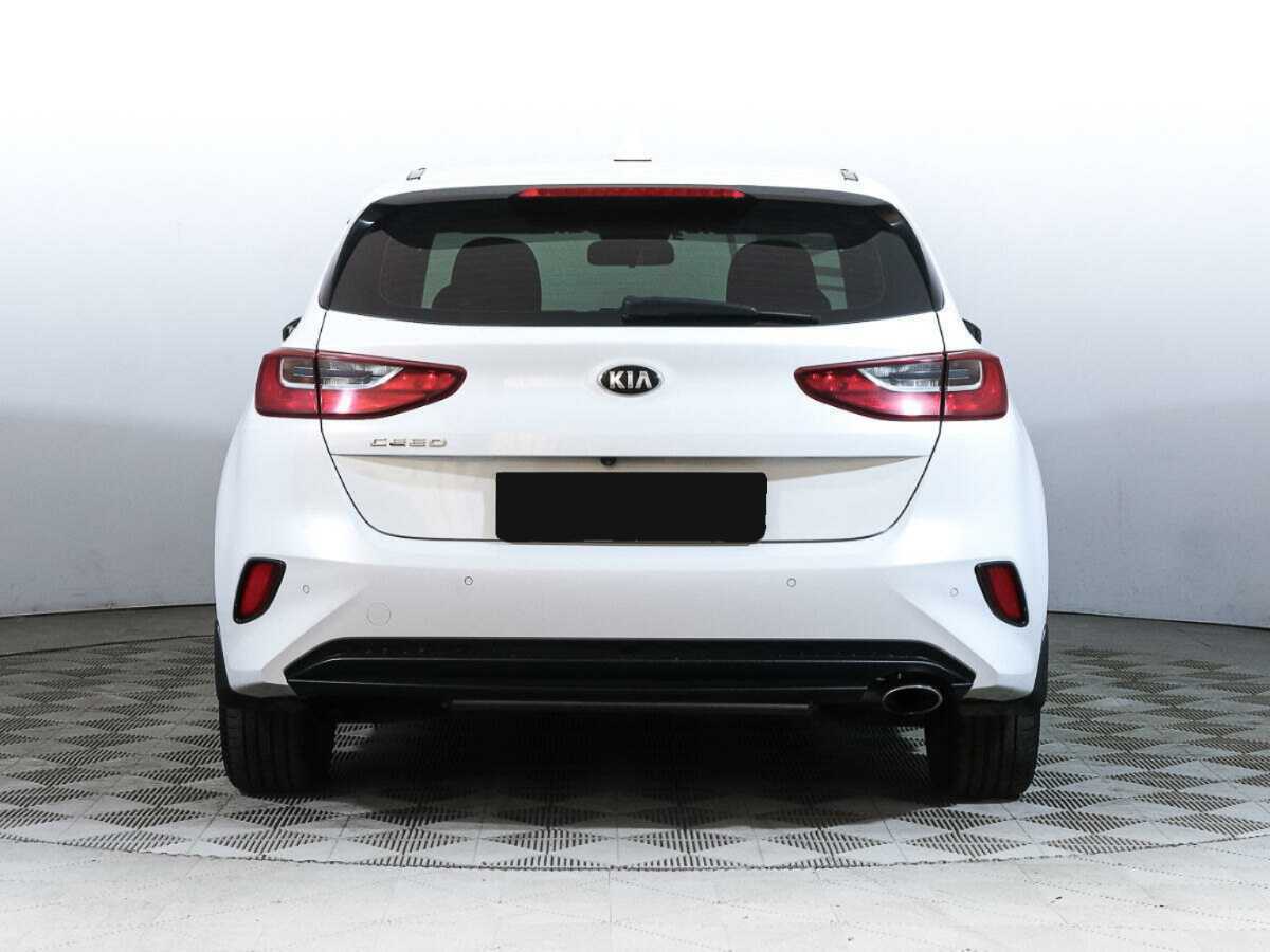 Kia Ceed 2019 года с пробегом. Фото: #4