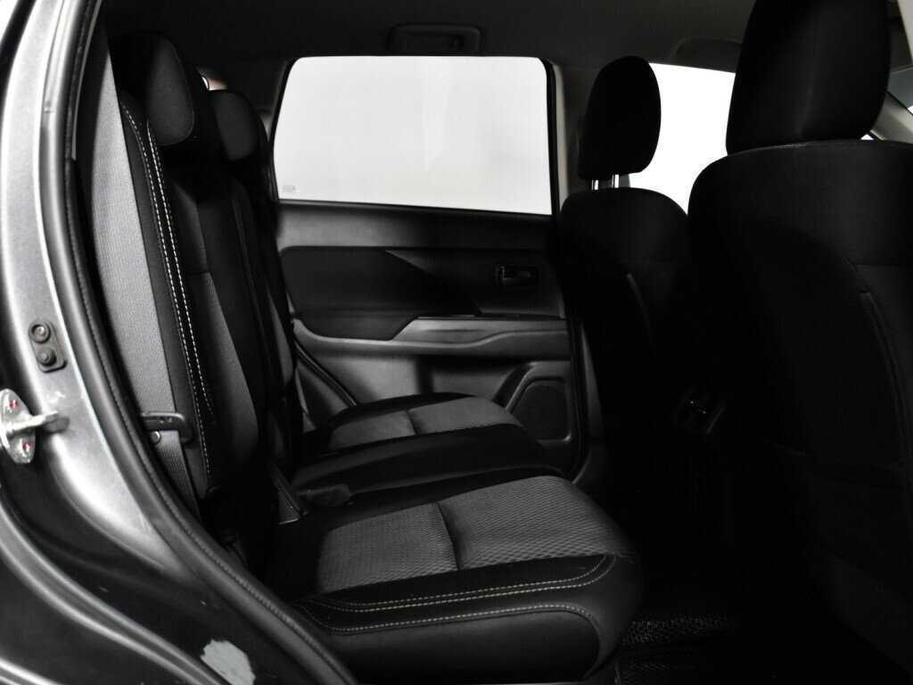 Mitsubishi Outlander 2019 года с пробегом. Фото: #9
