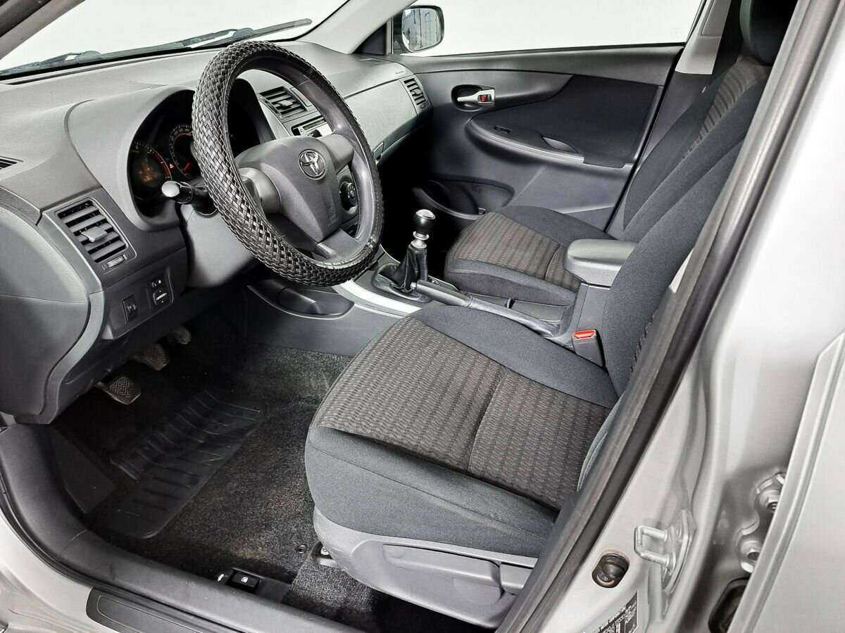 Toyota Corolla 2012 года с пробегом. Фото: #12