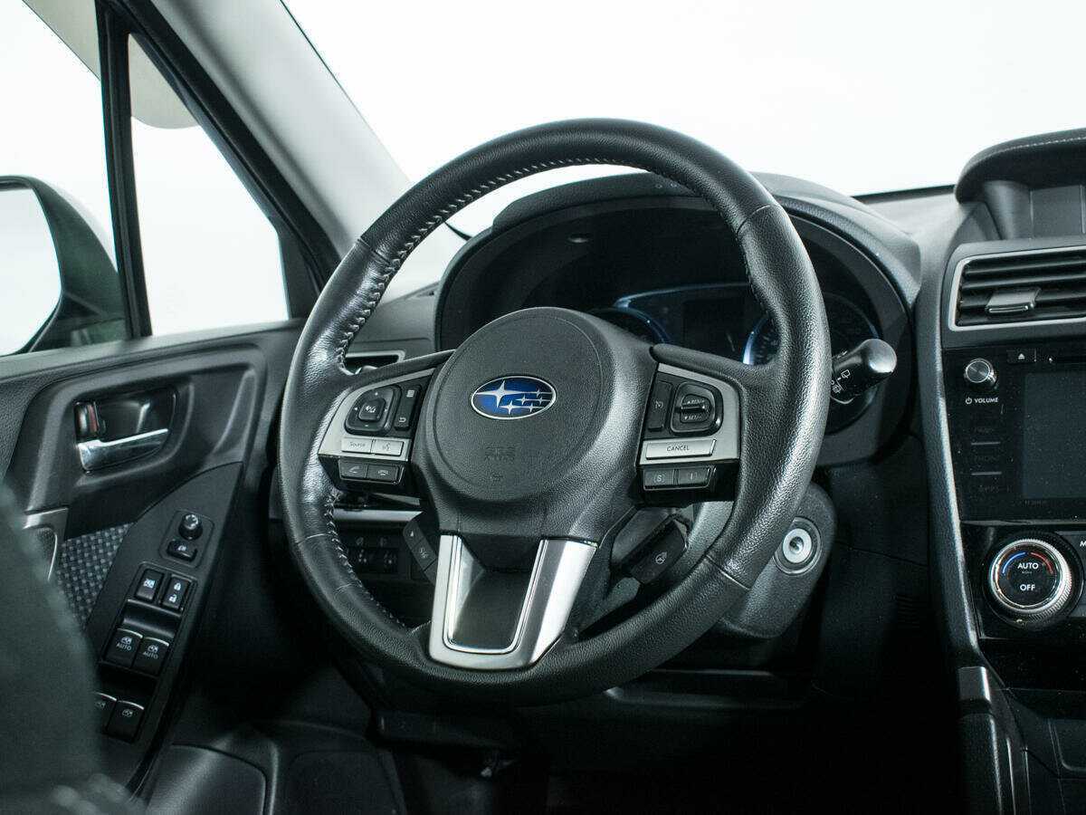 Subaru Forester 2018 года с пробегом. Фото: #13