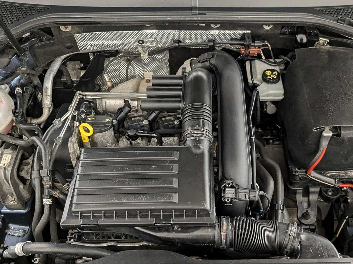 Volkswagen Passat 2015 года с пробегом. Фото: #8