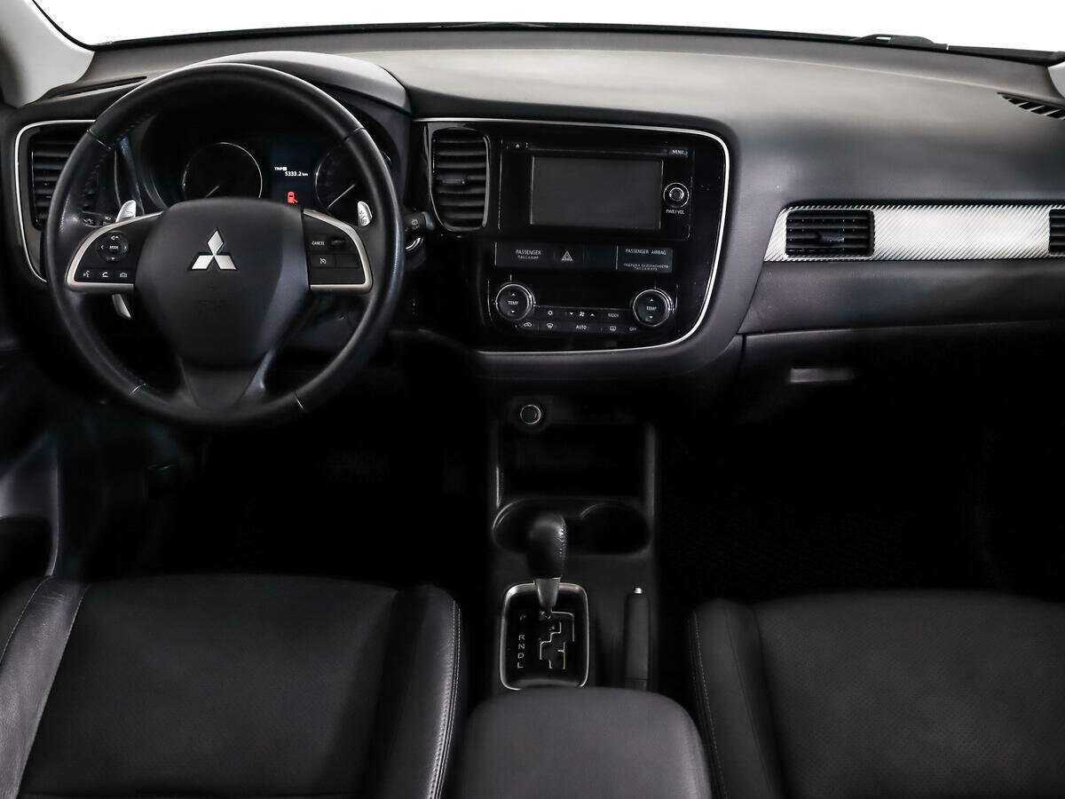 Mitsubishi Outlander 2013 года с пробегом. Фото: #14
