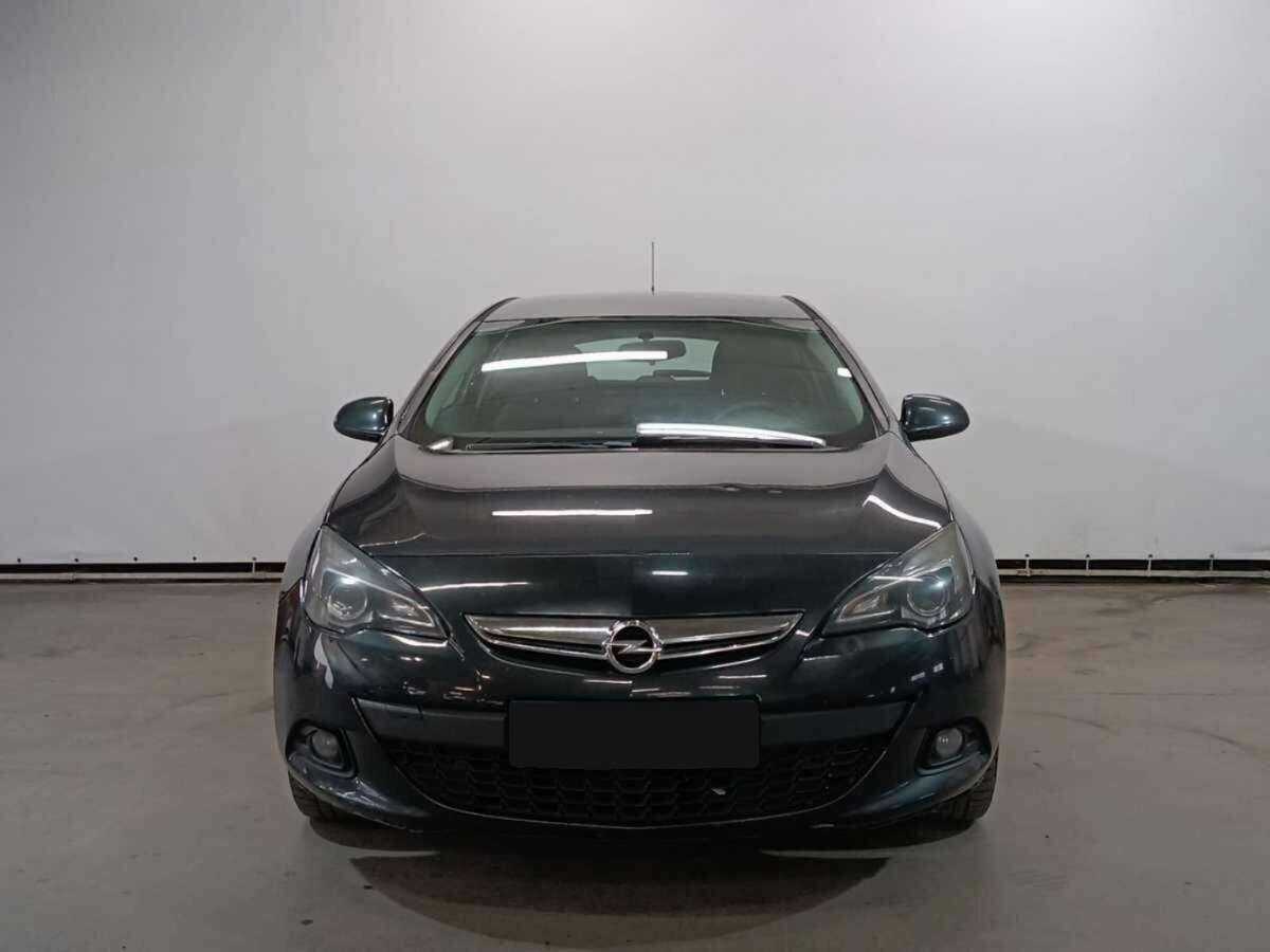 Opel Astra 2012 года с пробегом. Фото: #1