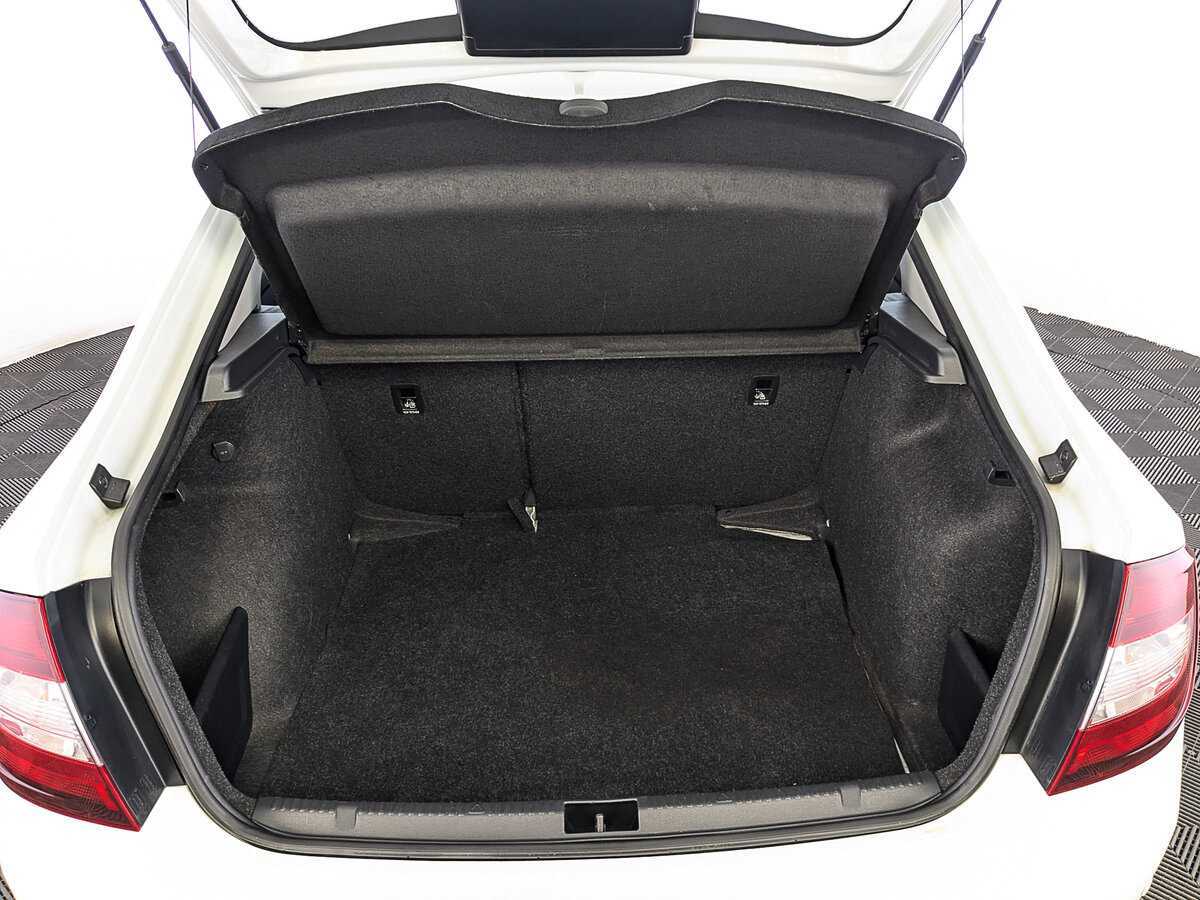 Skoda Rapid 2019 года с пробегом. Фото: #9