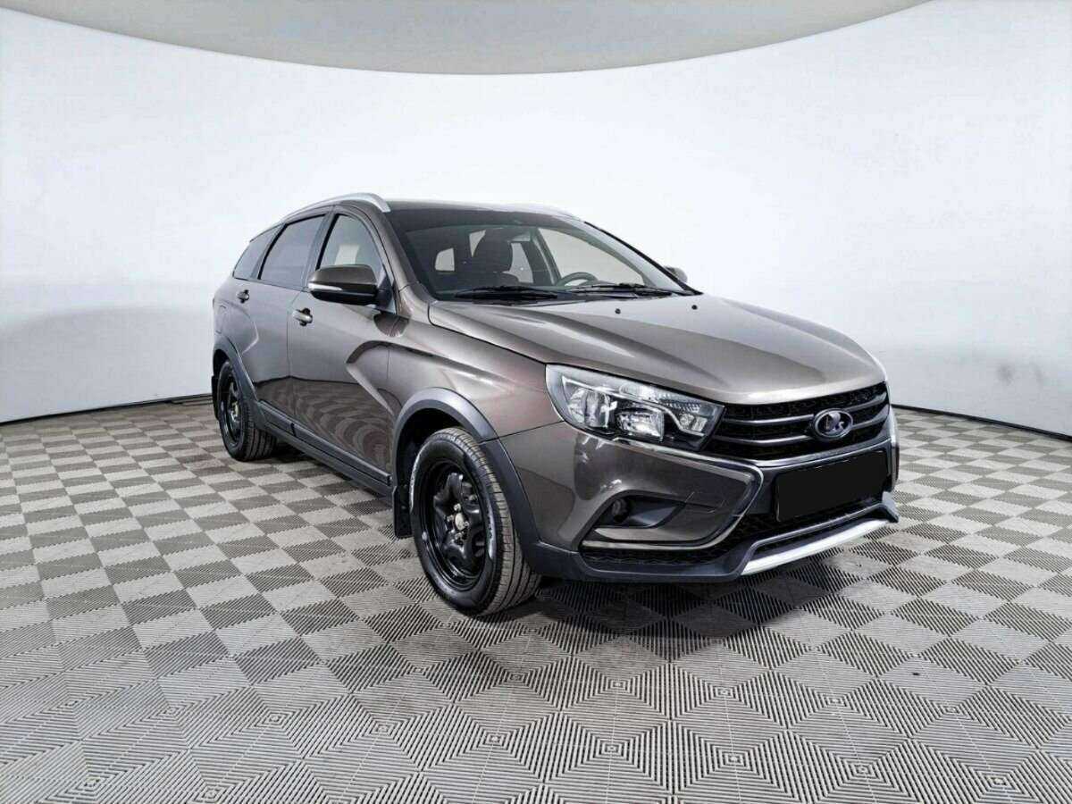 Lada (ВАЗ) Vesta 2017 года с пробегом. Фото: #2