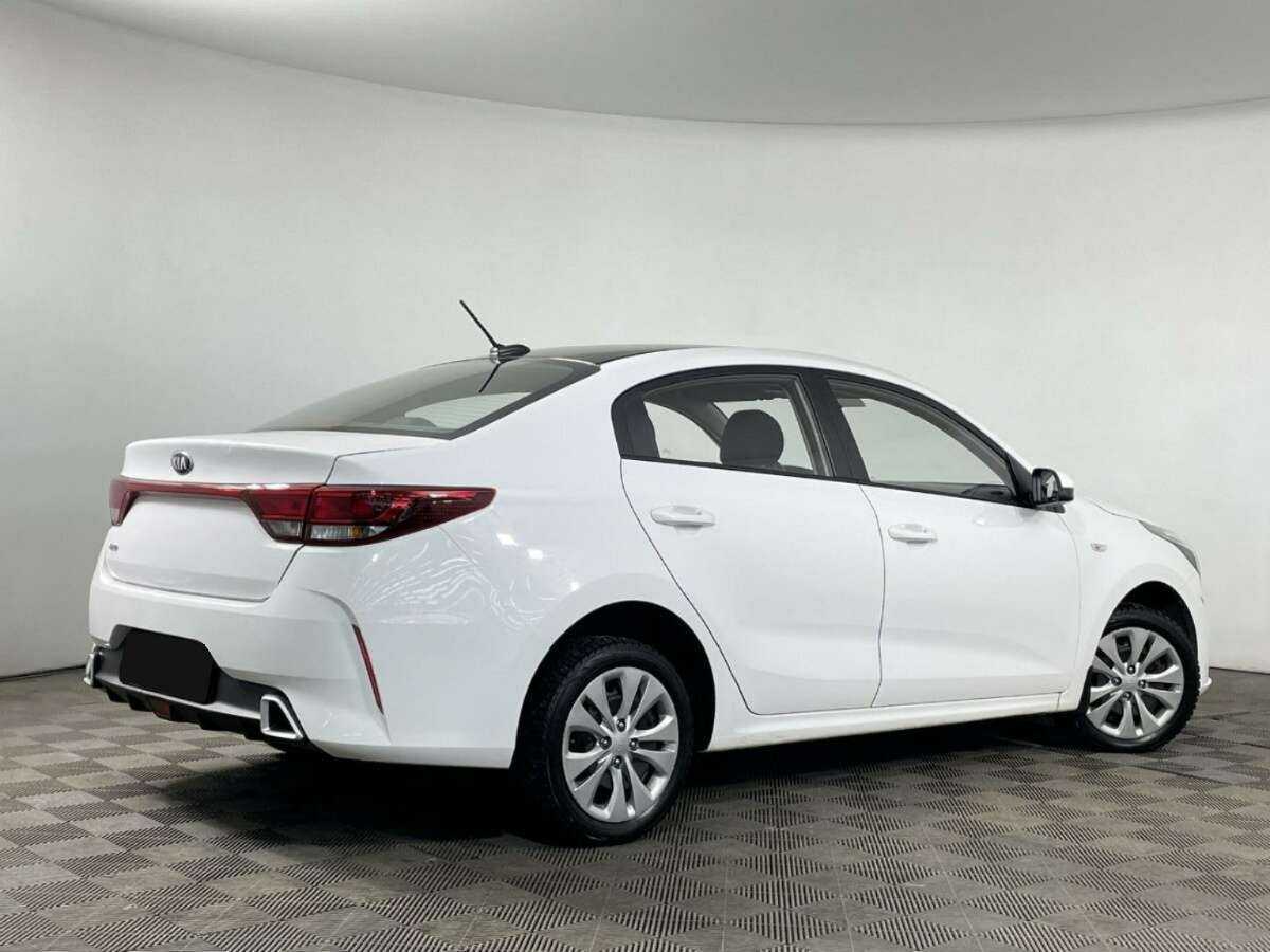 Kia Rio 2021 года с пробегом. Фото: #5