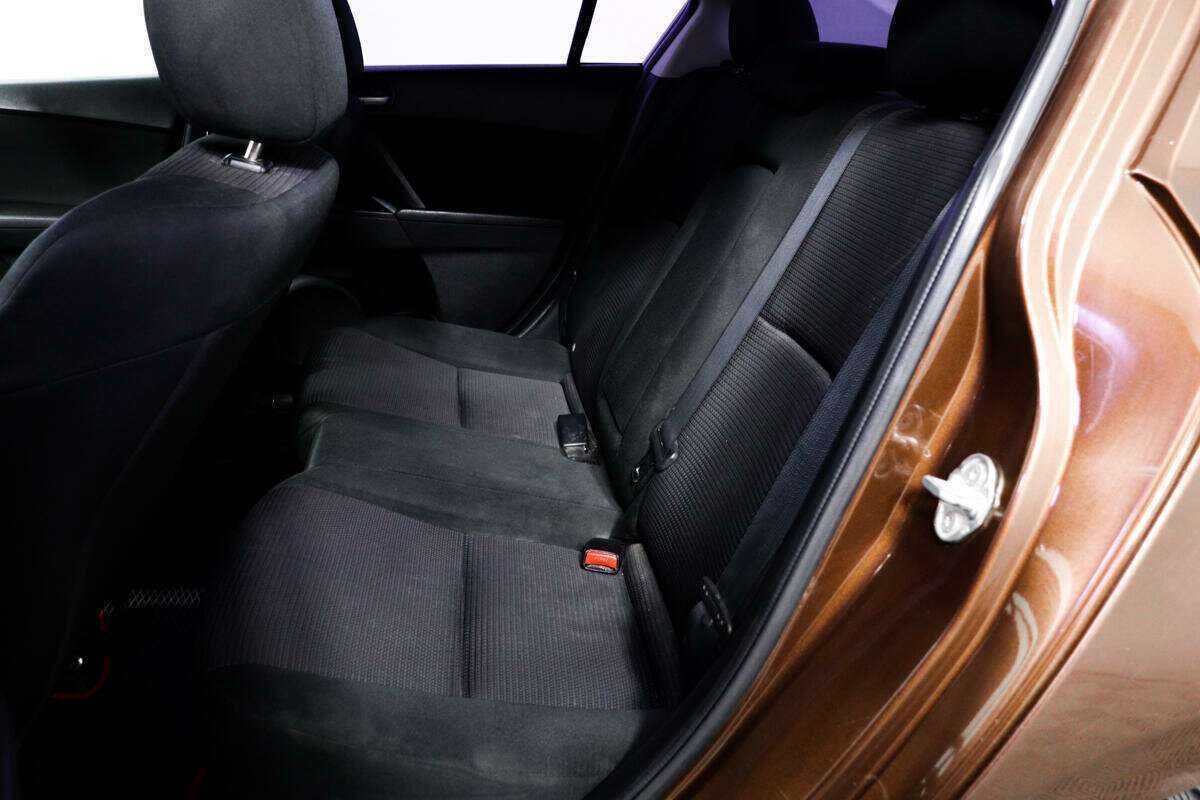 Mazda 3 2013 года с пробегом. Фото: #10