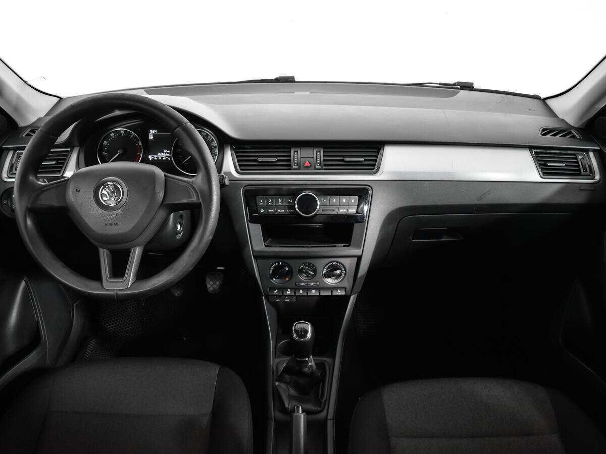 Skoda Rapid 2017 года с пробегом. Фото: #11
