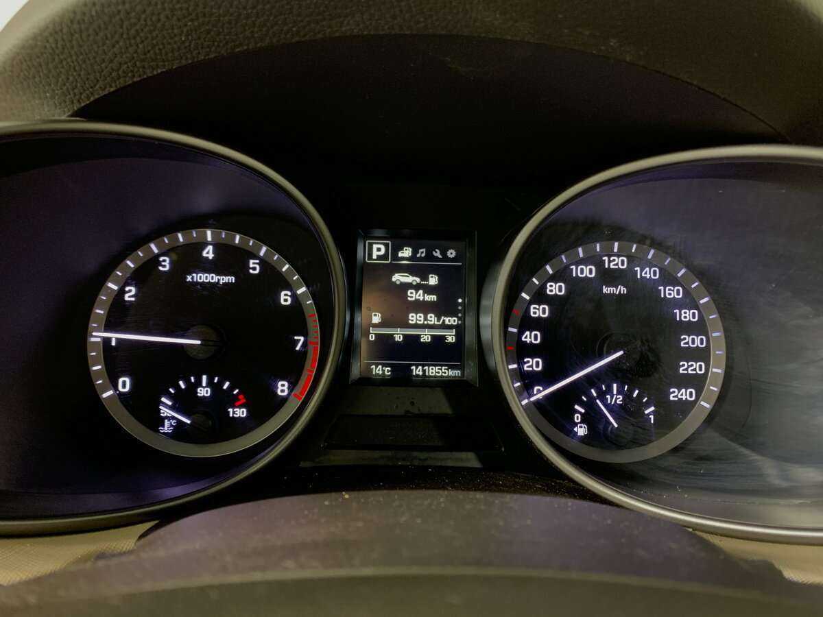 Hyundai Santa Fe 2017 года с пробегом. Фото: #11