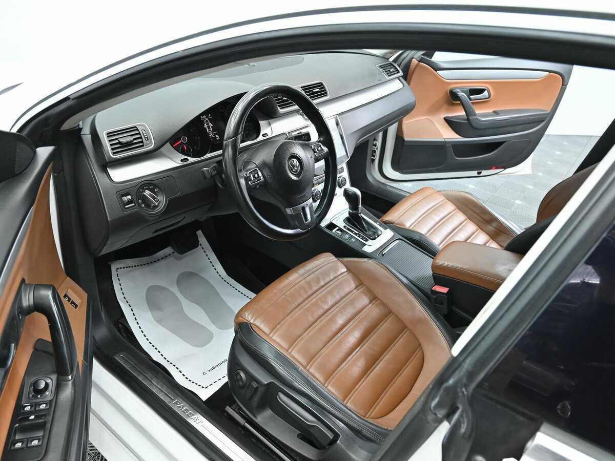Volkswagen Passat CC 2013 года с пробегом. Фото: #8