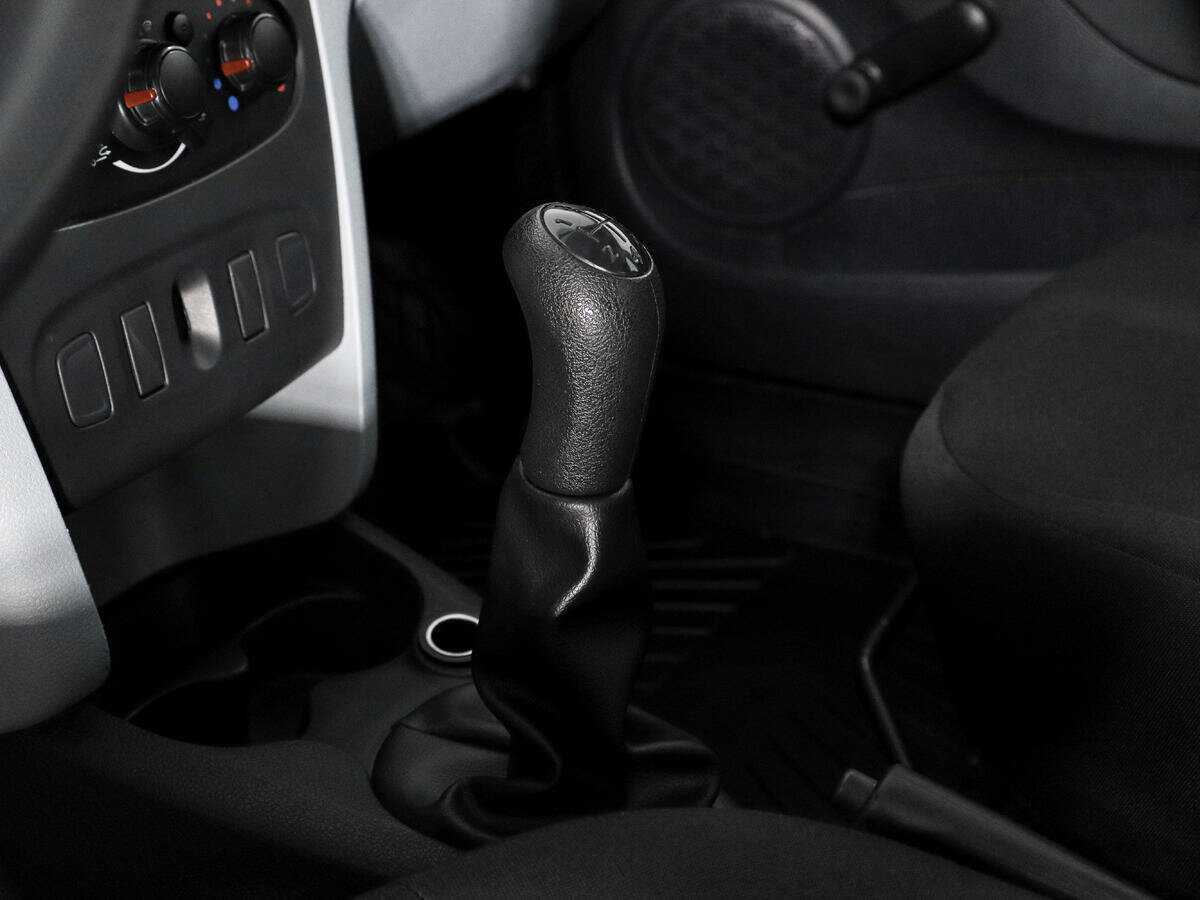 Renault Logan 2014 года с пробегом. Фото: #9