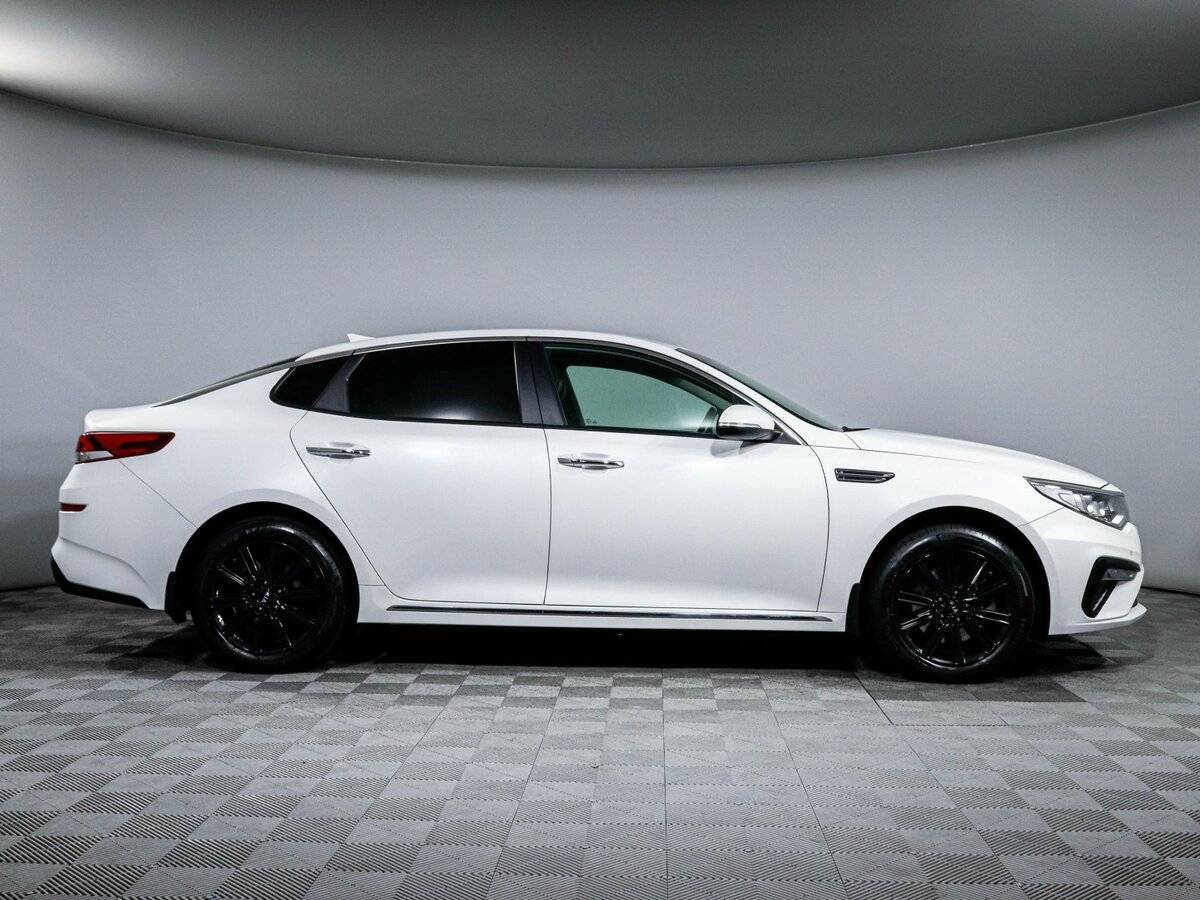 Kia Optima 2018 года с пробегом. Фото: #3