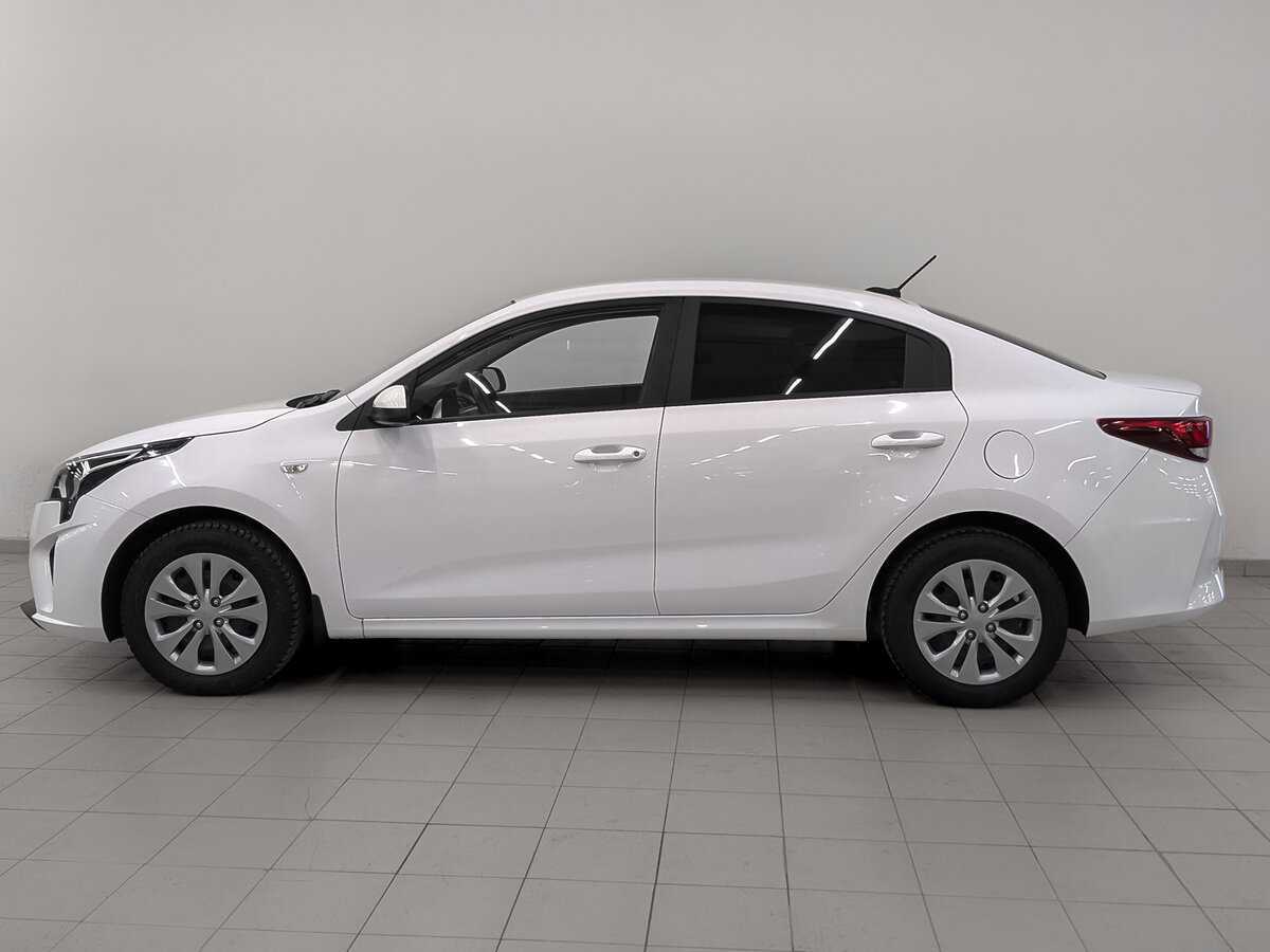 Kia Rio 2021 года с пробегом. Фото: #7