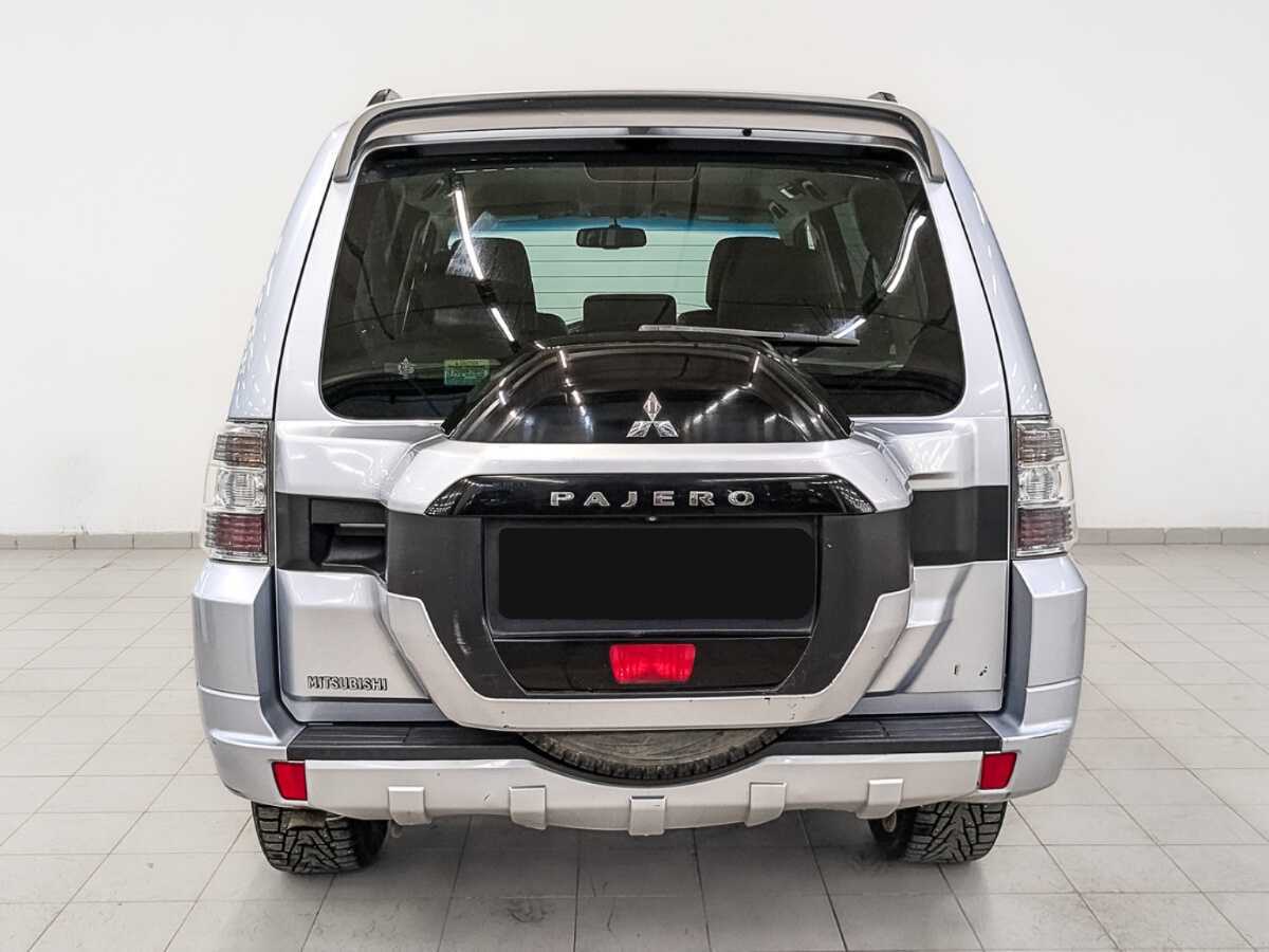 Mitsubishi Pajero 2014 года с пробегом. Фото: #5