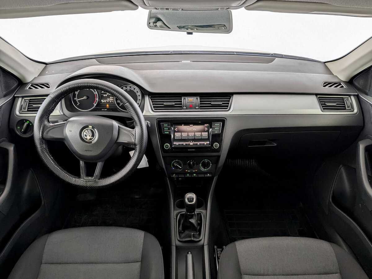Skoda Rapid 2017 года с пробегом. Фото: #13