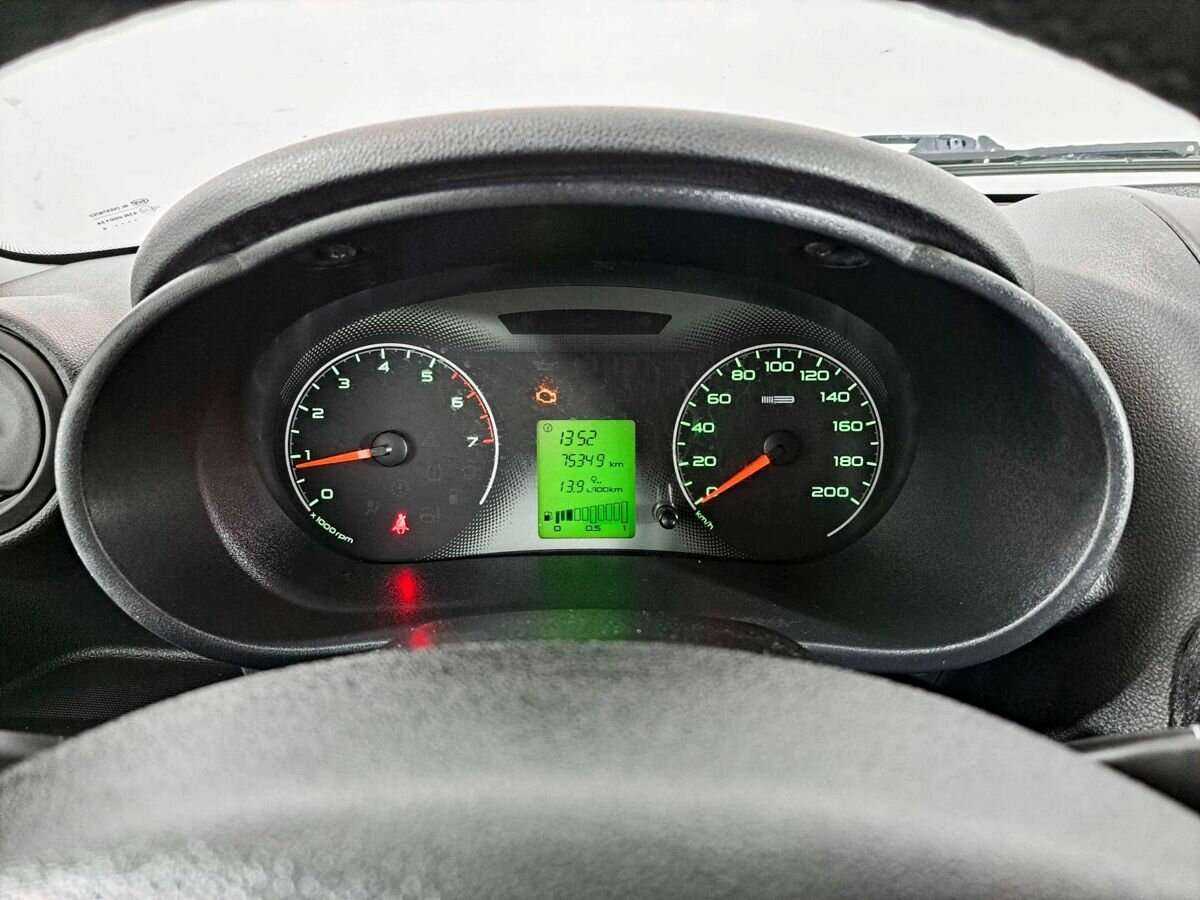 Lada (ВАЗ) Granta 2018 года с пробегом. Фото: #10