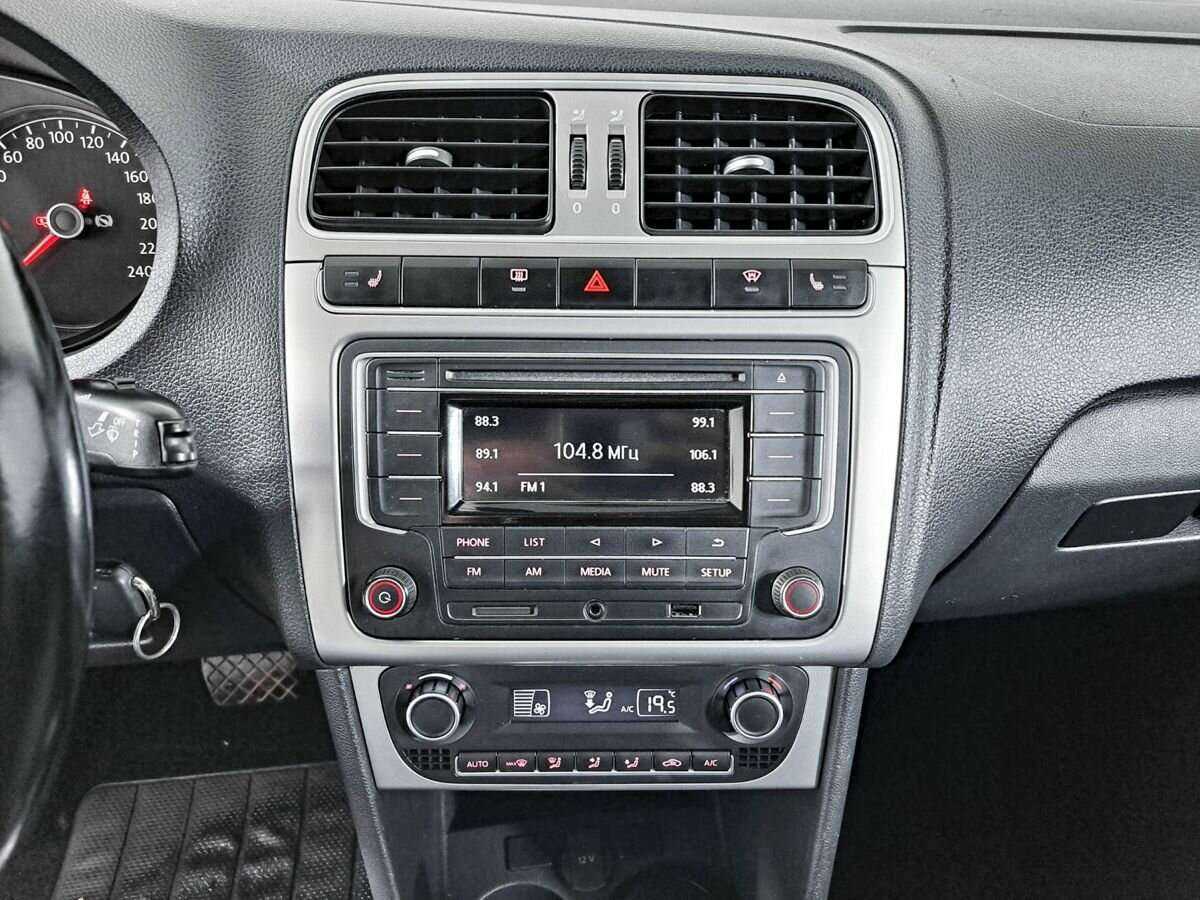 Volkswagen Polo 2017 года с пробегом. Фото: #12