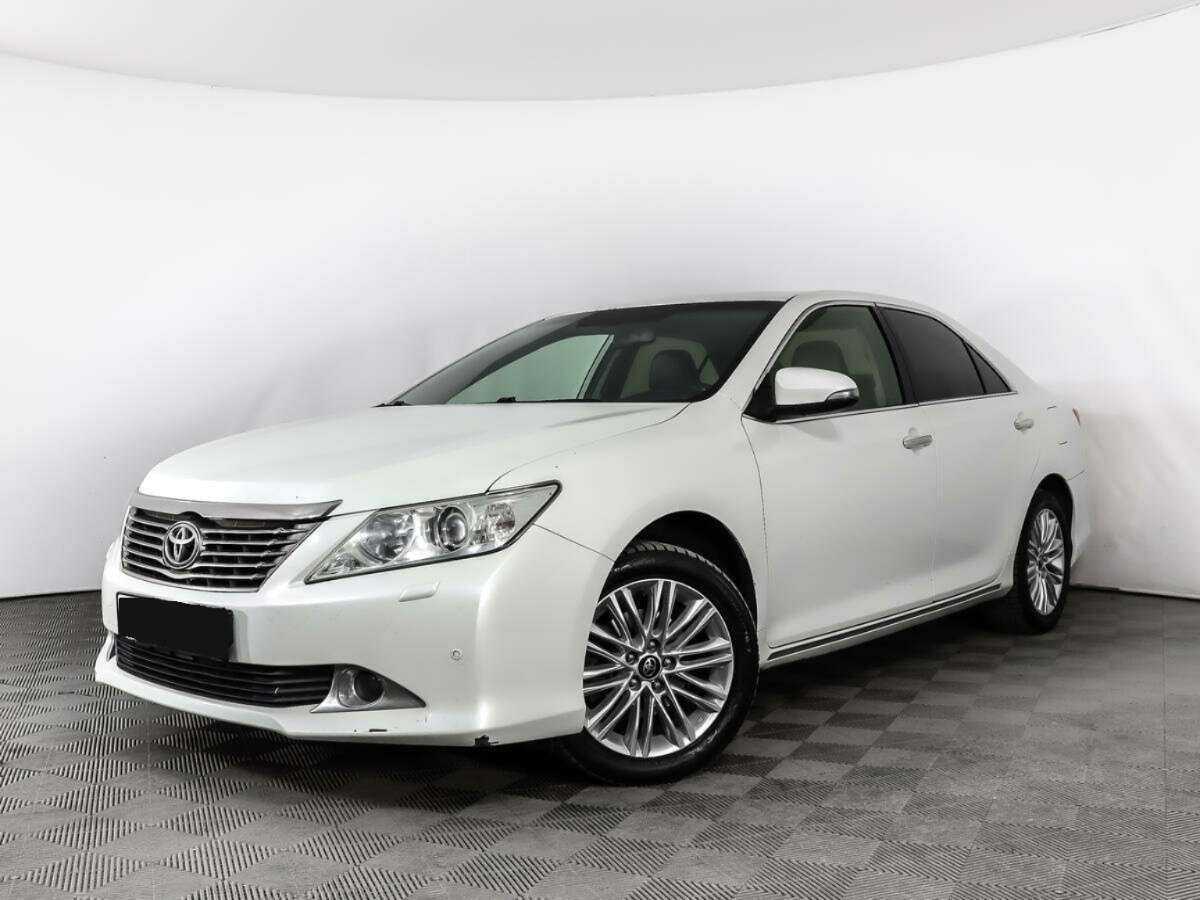Toyota Camry 2012 года с пробегом. Фото: #0
